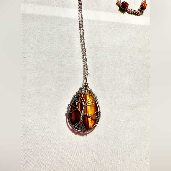 Wire Wrapped Tiger's Eye Pendant Necklace - Picture 3 of 7